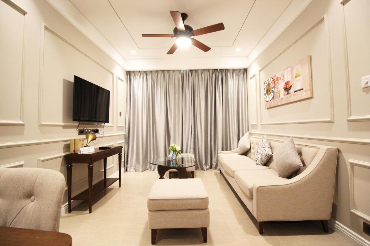 Luxury Neo-Classic Condo Danang Exterior photo